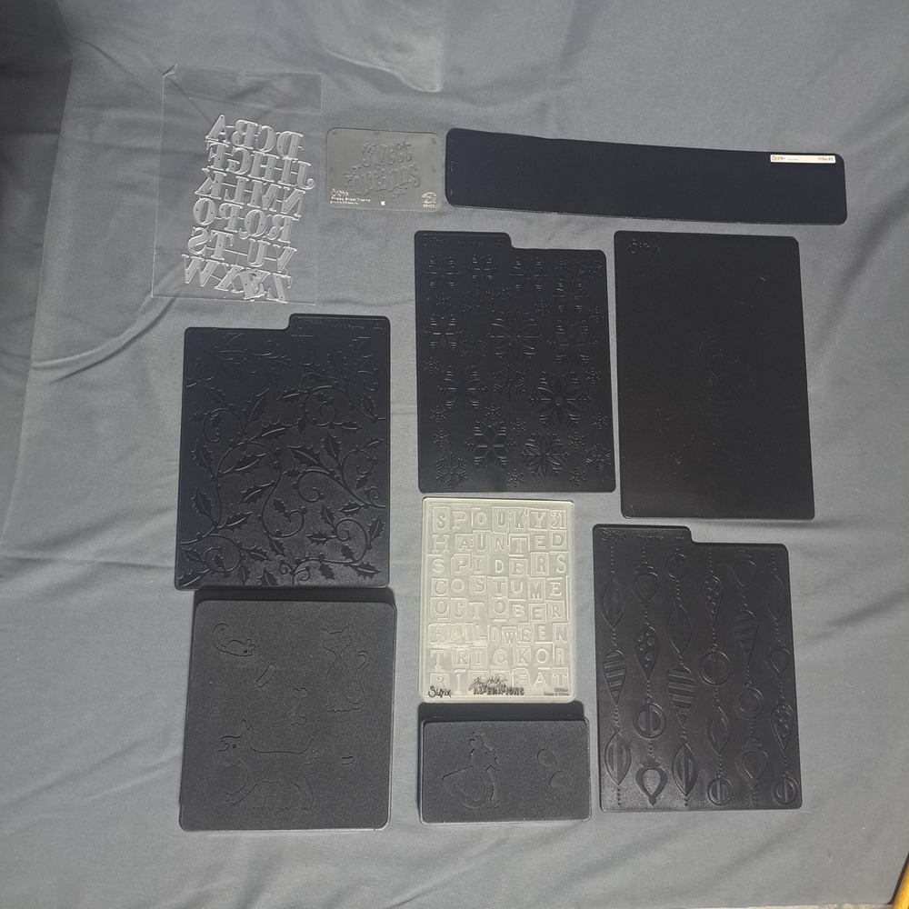 Sizzix Lot of Texture Plates Christmas Phrases Animals Holiday Frills #2 Letters